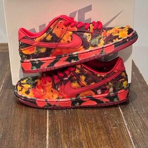 New Nike SB Dunk Low The Wizard of Oz Poppy Field 1Y